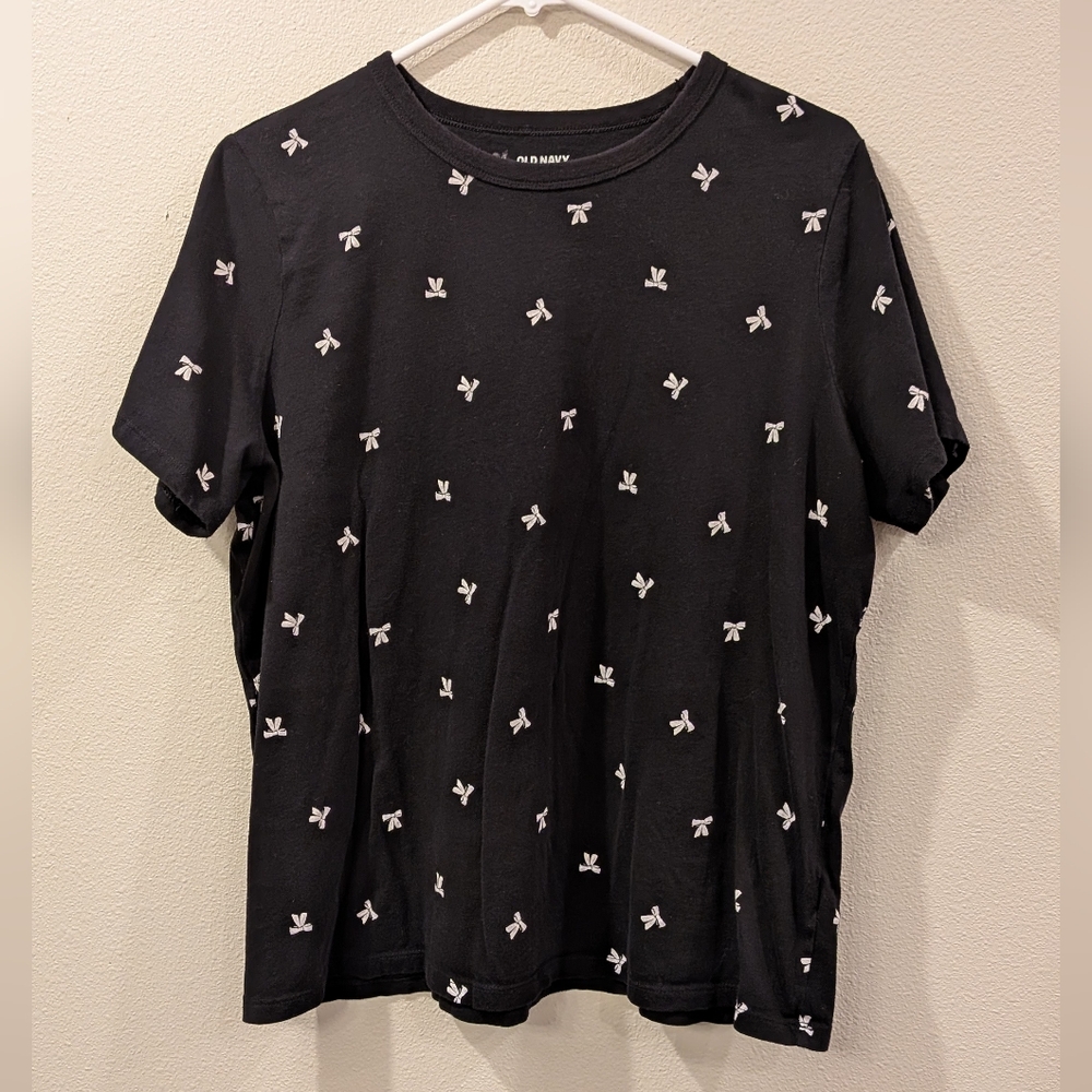 Old Navy Black T-Shirt with White Bow Design